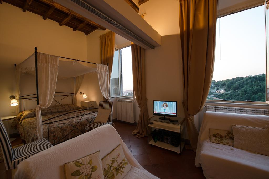 Casa Vacanze Palazzo Primoli Ariccia Dış mekan fotoğraf
